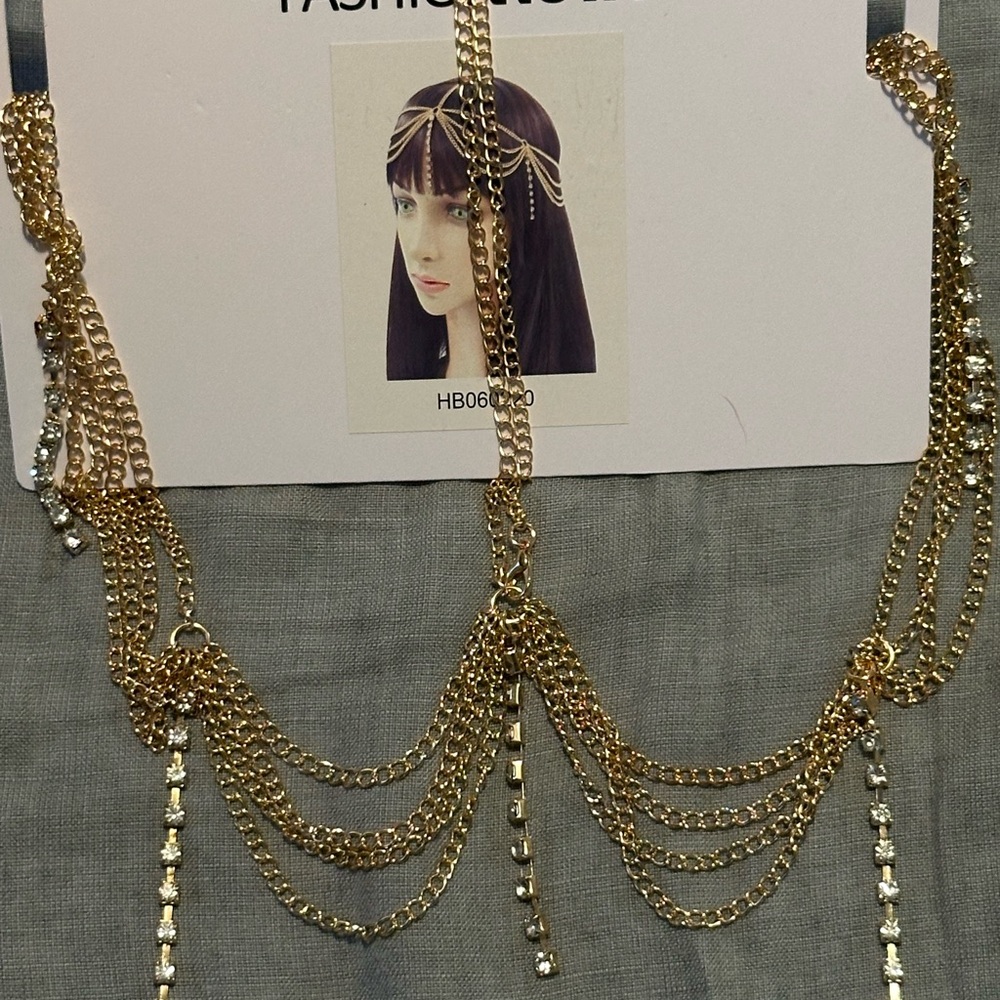Elegant Gold Chain Headpiece